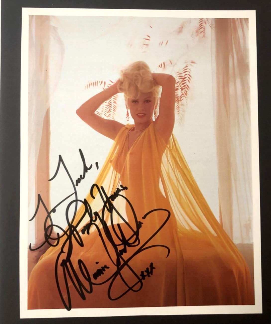 Mamie Van Doren Autographed Signed Magazine Photo 9.25 x 7.25 inches Actress
