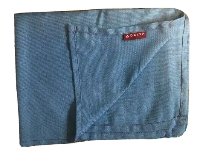 Brand NEW Delta Airlines Logo Lap Blue First Class Blanket,  🛩✈