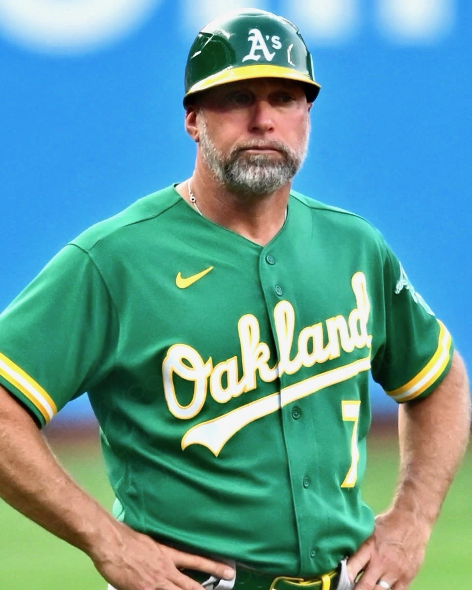MARK KOTSAY 8x10 PHOTO #7 OAKLAND ATHLETICS MANAGER WM