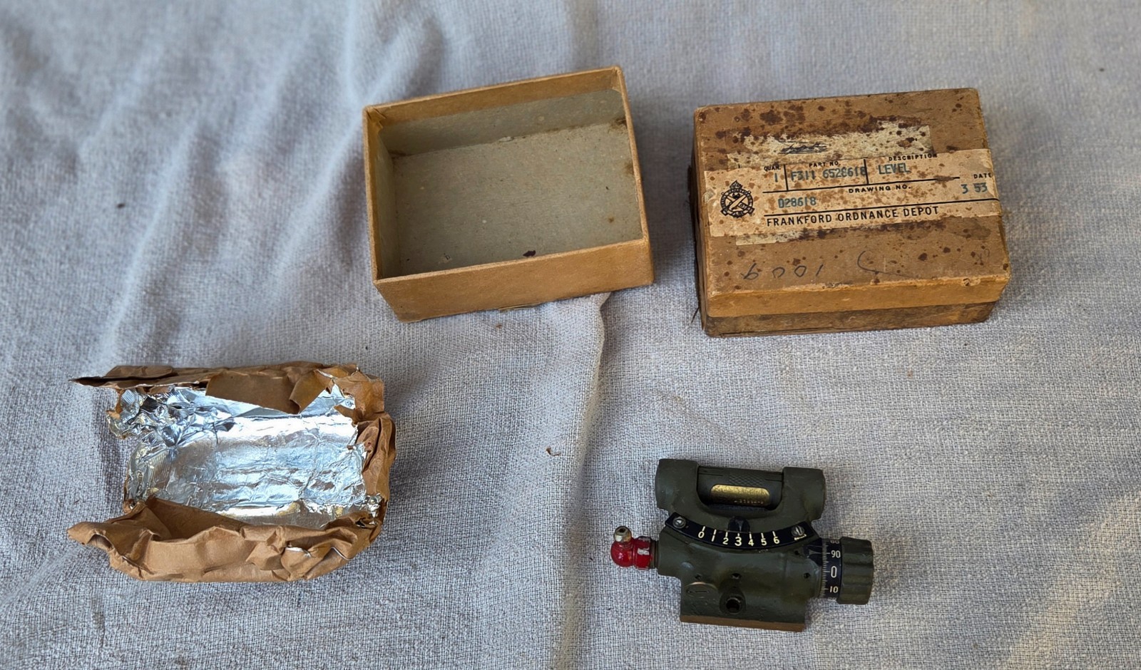 1953 US Military Level Ordnance Instrument Frankford Arsenal D28618 w/ Box 1953 US Military Level Ordnance Instrument Frankford Arsenal D28618 w/ Box