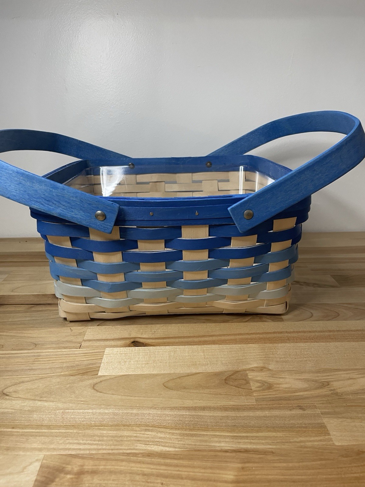 Dresden (Longaberger Co) Blue & Natural Basket With 2 Handles Gathering Decor