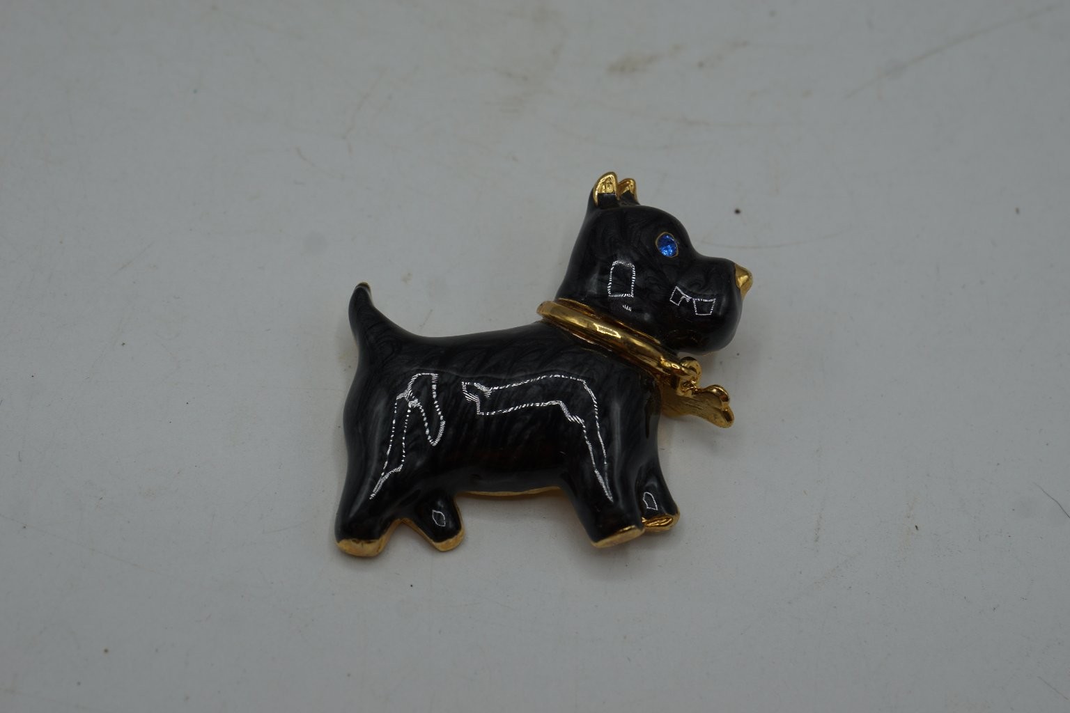 AAI Black Dog Enamel Brooch Gold Tone Vintage Signed 2 Inch