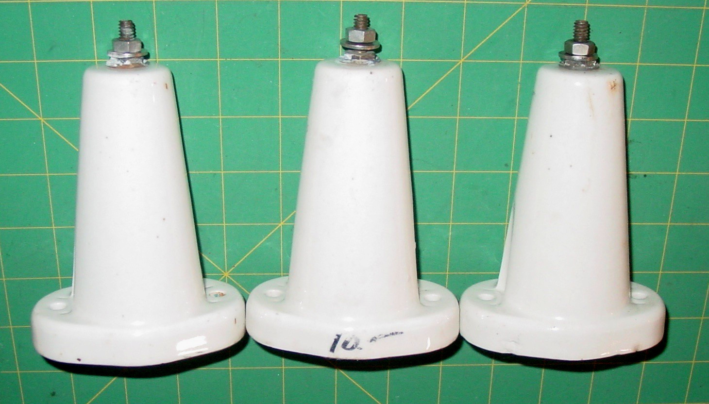 3 Vintage Birnbach 4450 Ceramic Conical Standoff Transmitter Insulator Radio Lot