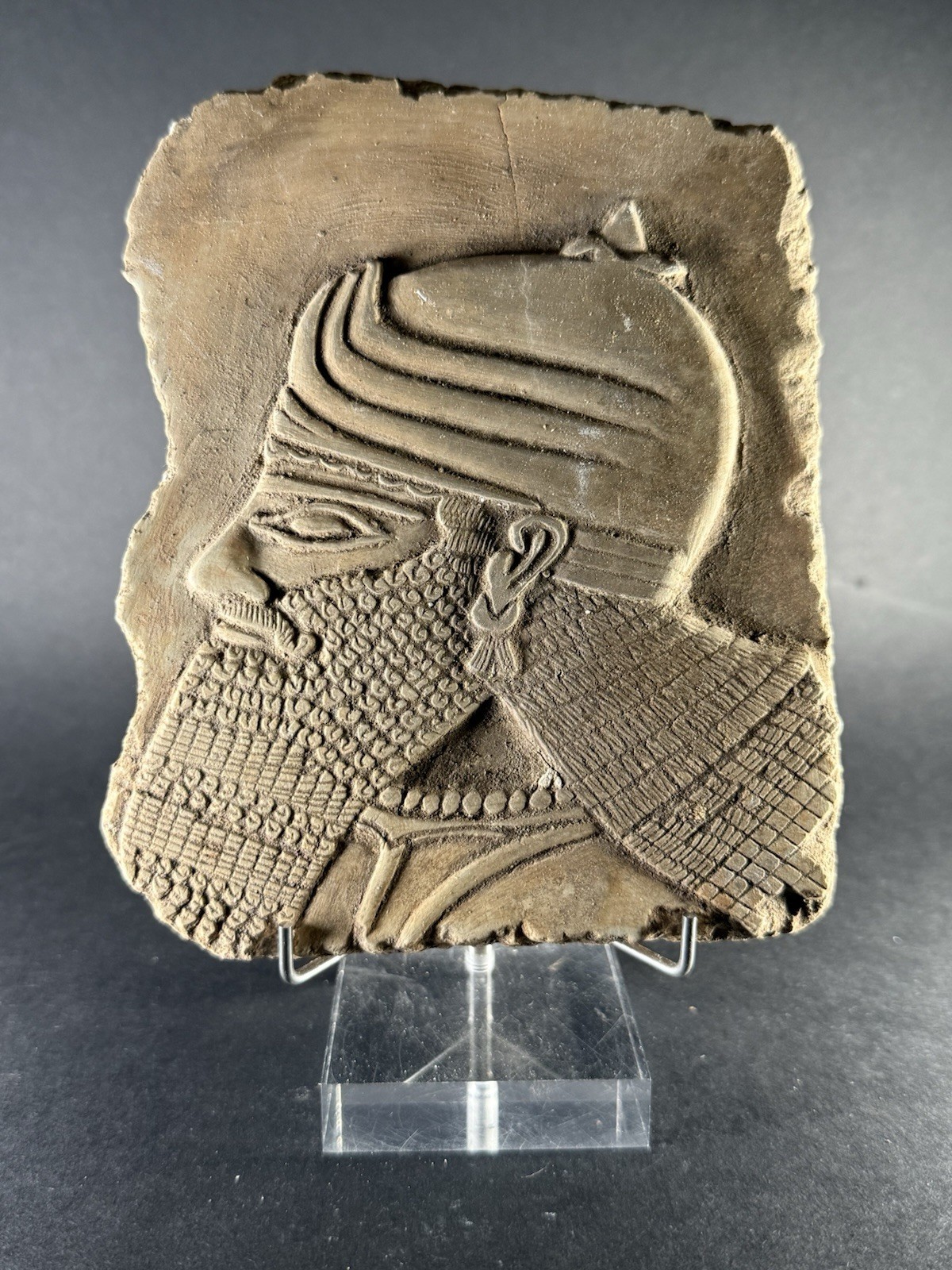 BEAUTIFUL ANCIENT N-EASTERN STONE RELIEF DEPICTING ANCIENT KING / RULER C 1500BC