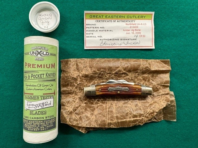 EARLY GEC NORTHFIELD 613409 AMBER JIGGED BONE CONGRESS KNIFE #14 OF 50  (415)