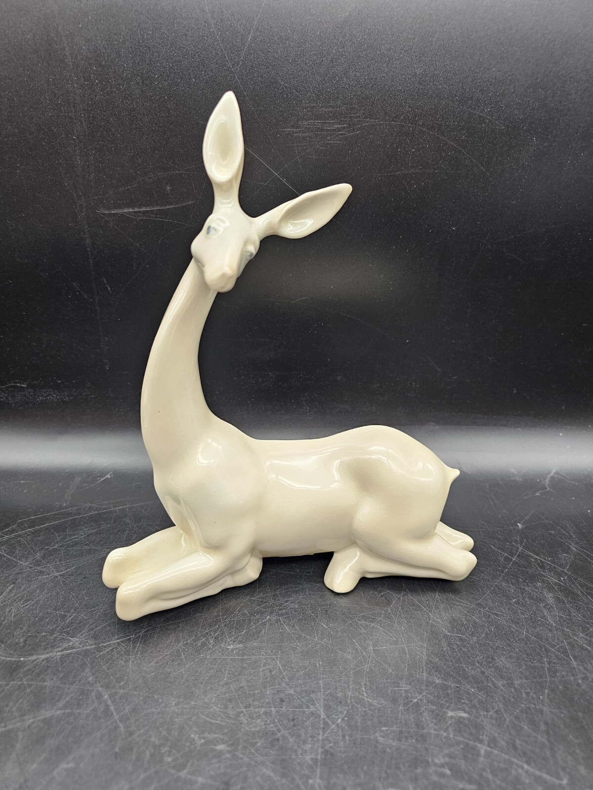 VTG DART D’ART SA HAND MADE IN SPAIN PORCELAIN DOE DEER FIGURINE VTG DART D’ART SA HAND MADE IN SPAIN PORCELAIN DOE DEER FIGURINE