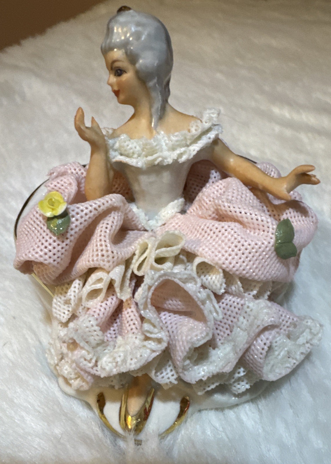 Vintage SIGNED Capodimonte DRESDEN Lace Lady W/ Flowers Figurine Porcelain Pink