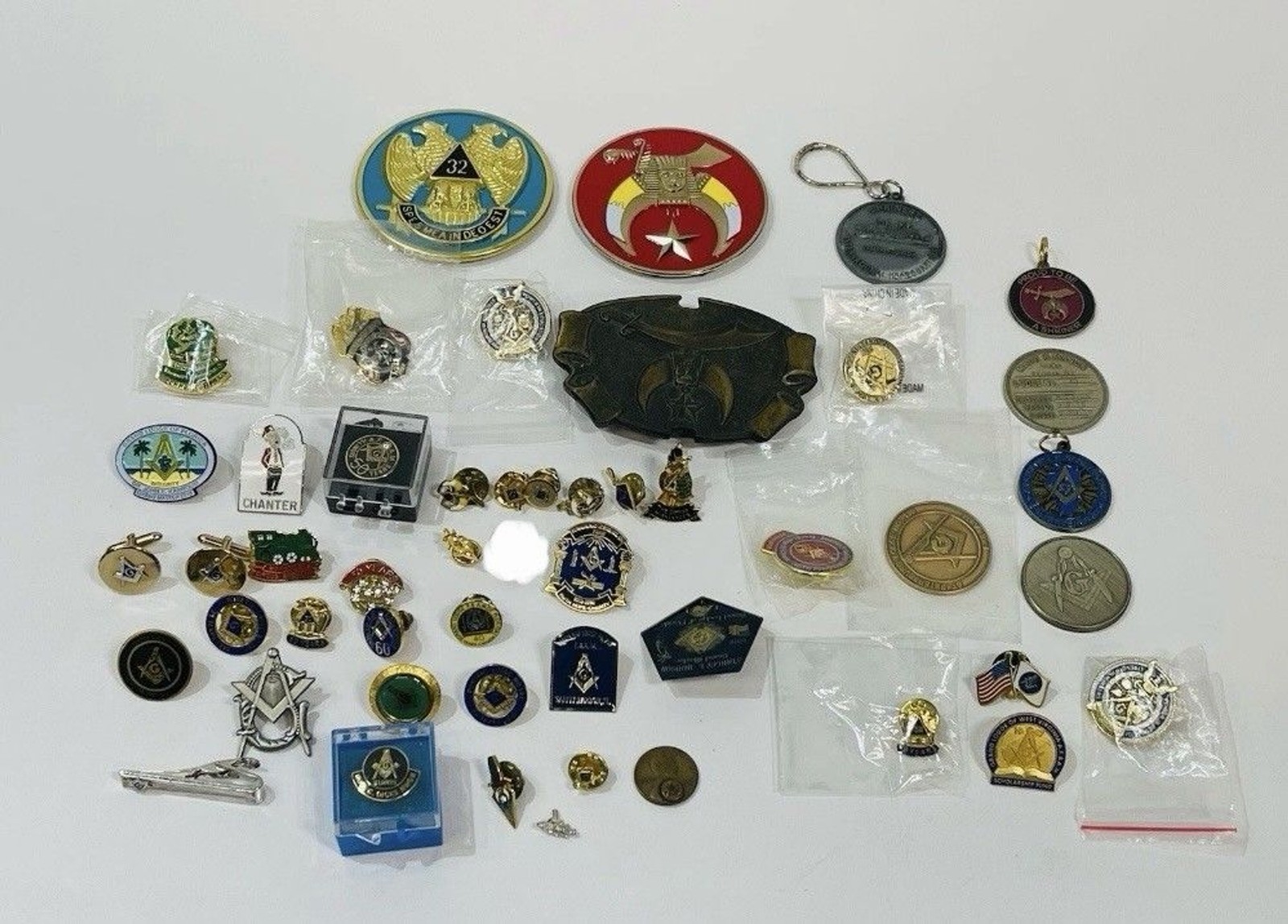 49 Vtg Masonic Shriner's Lapel Tie Pins Buckle Coins 40 50 60 Year 32 Rite Etc.