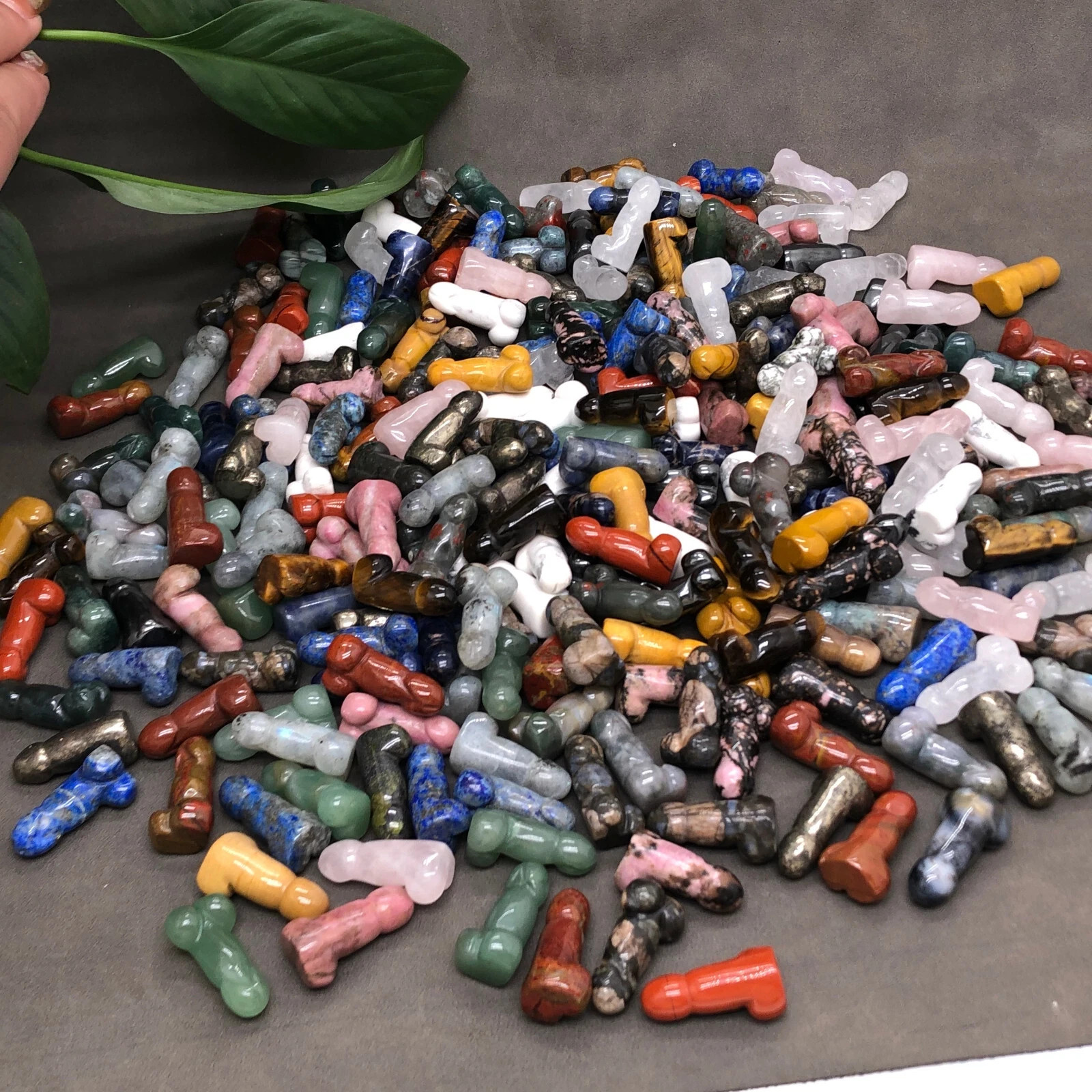 100pc Natural Mixed Quartz Carved Penis Skull Crystal Reiki Healing Decor Random