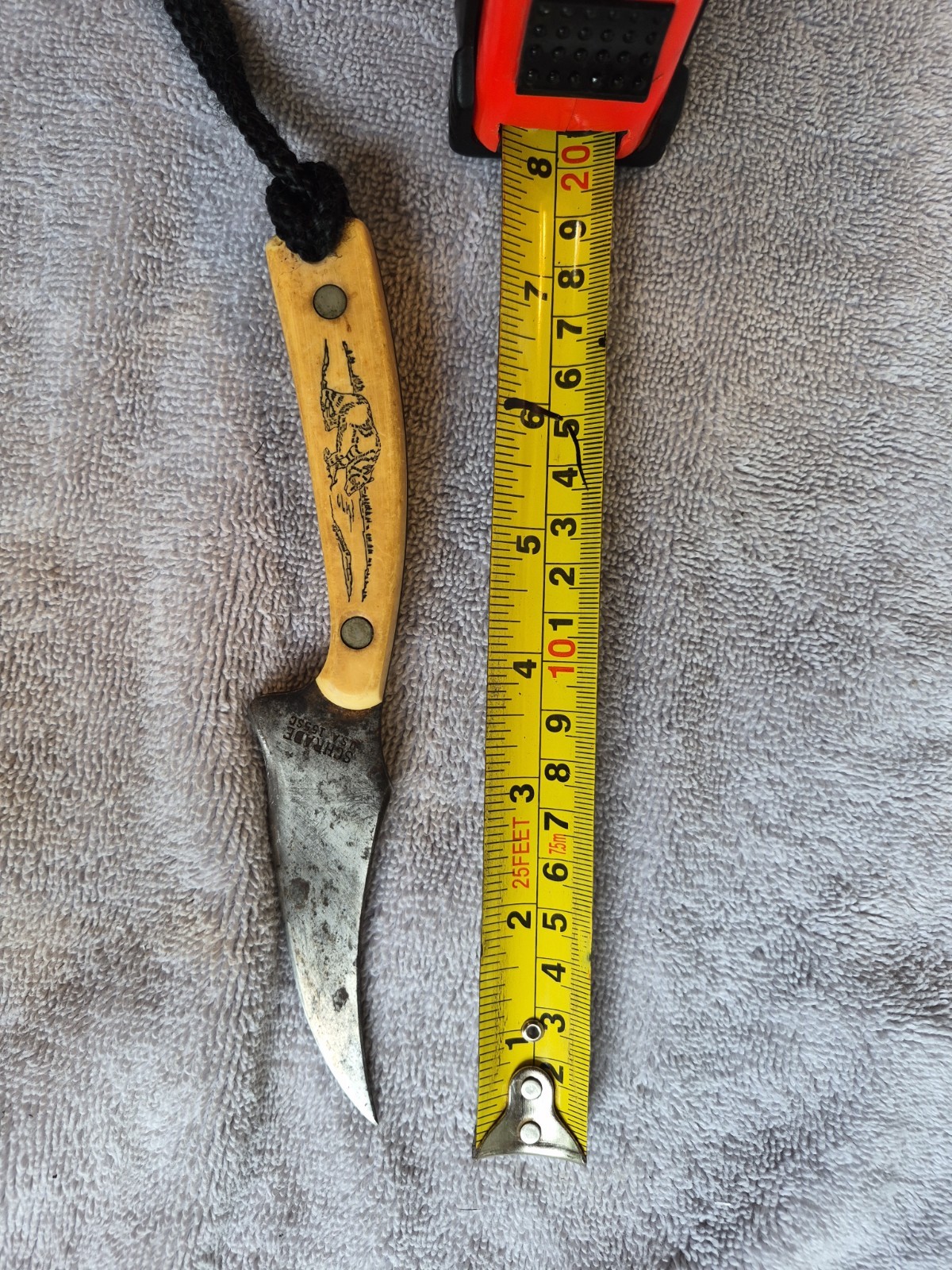 Schrade USA Made Scrimshaw 155SC 7.25 Sharpfinger Sharp Finger fixed blade knife