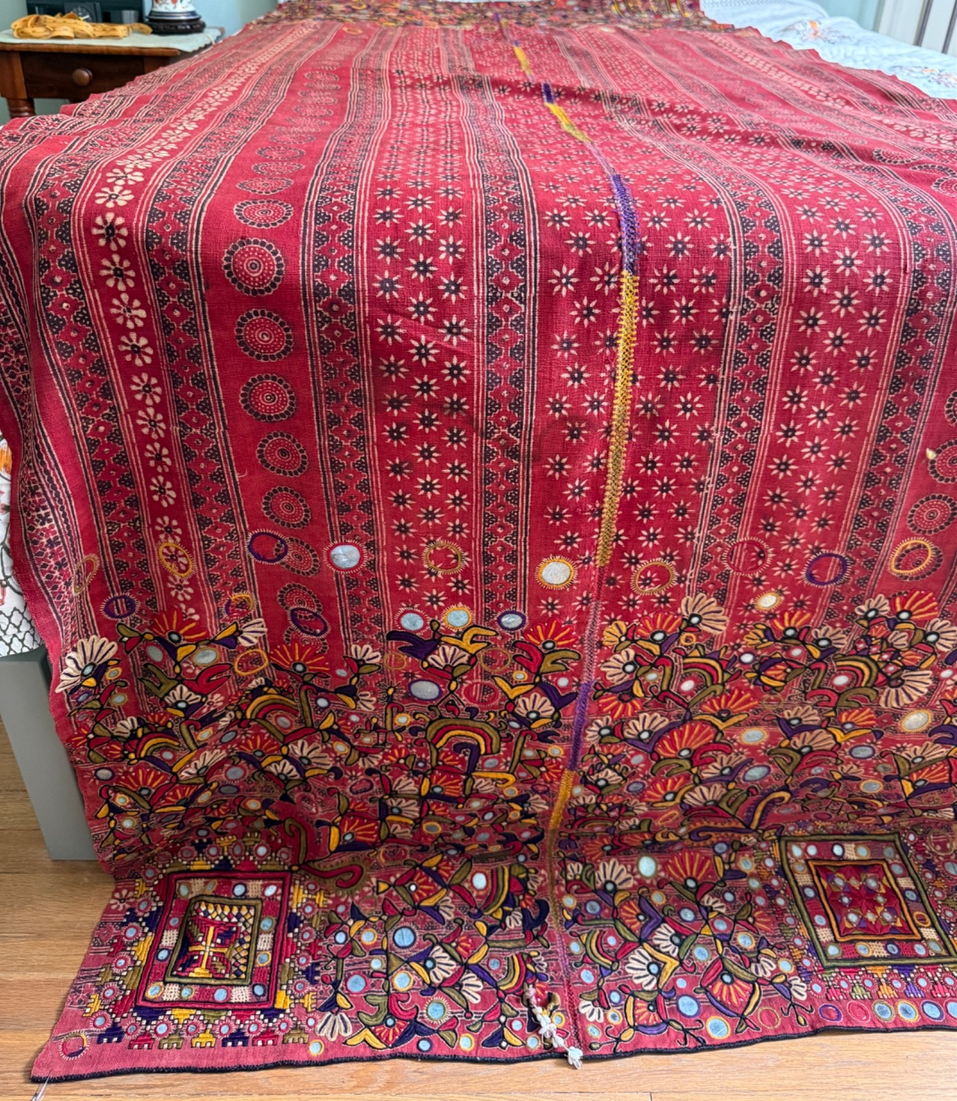 Vintage 1960s Kutch Shisha Embroidered Textile B120