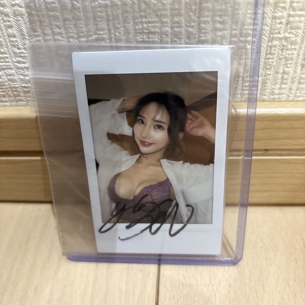 Karen Yuzuriha Auto Autographed Signed Cheki Photo Japan AV Idol JAV