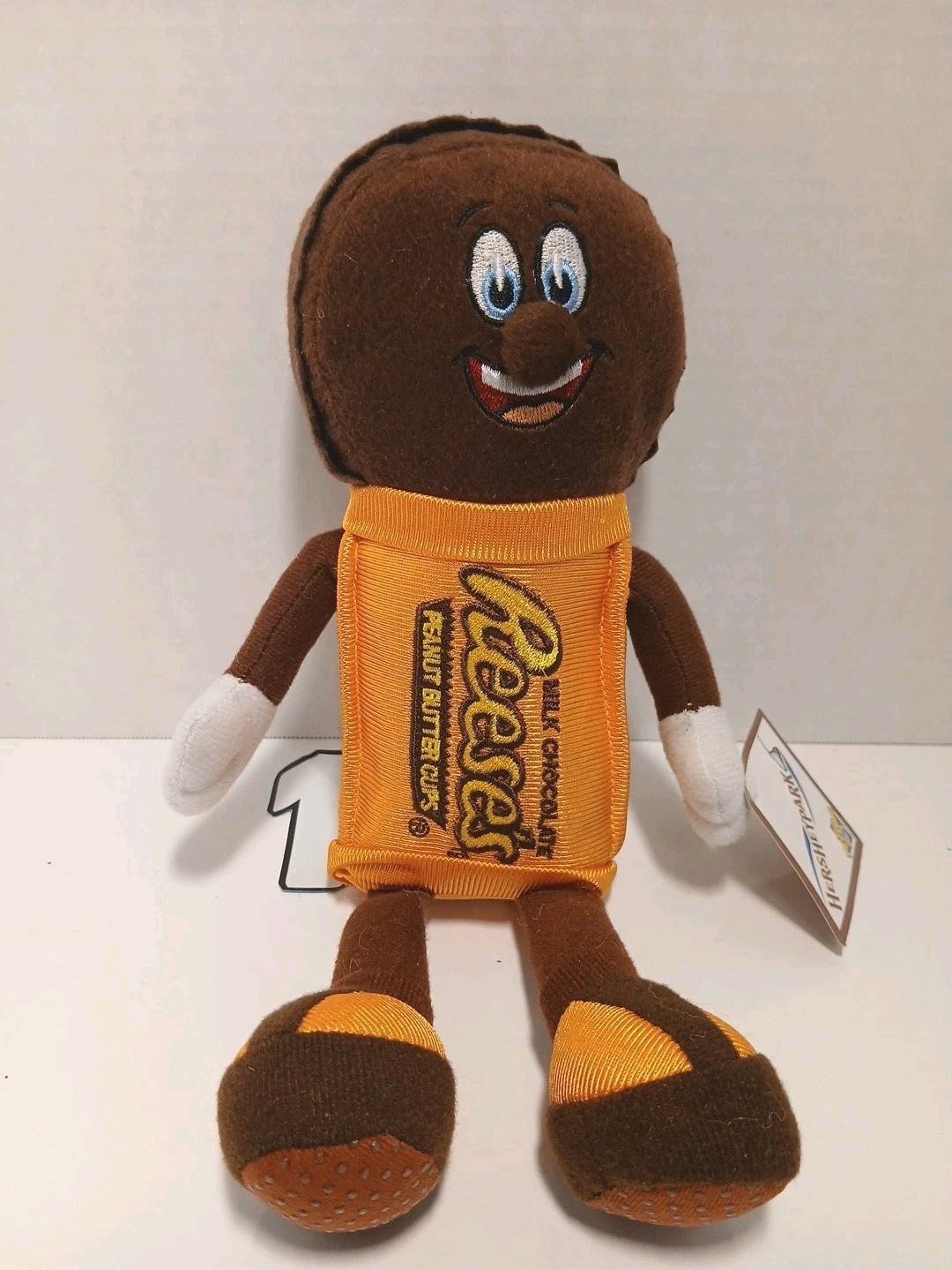 Hershey Park Reese’s Chocolate Plush Toy 10” NEW w TAG The Petting Zoo Hershey Park Reese’s Chocolate Plush Toy 10” NEW w TAG The Petting Zoo