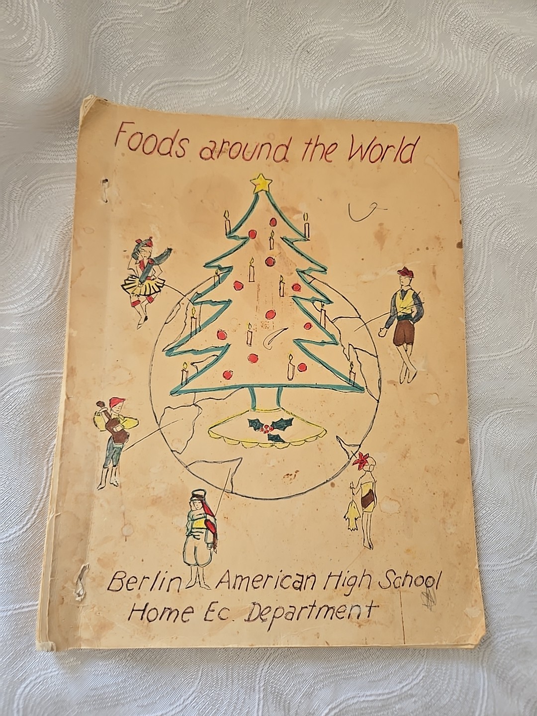 Vintage Foods Around The World Berlin American High School Home Ec Dep Cookbook Vintage Foods Around The World Berlin American High School Home Ec Dep Cookbook