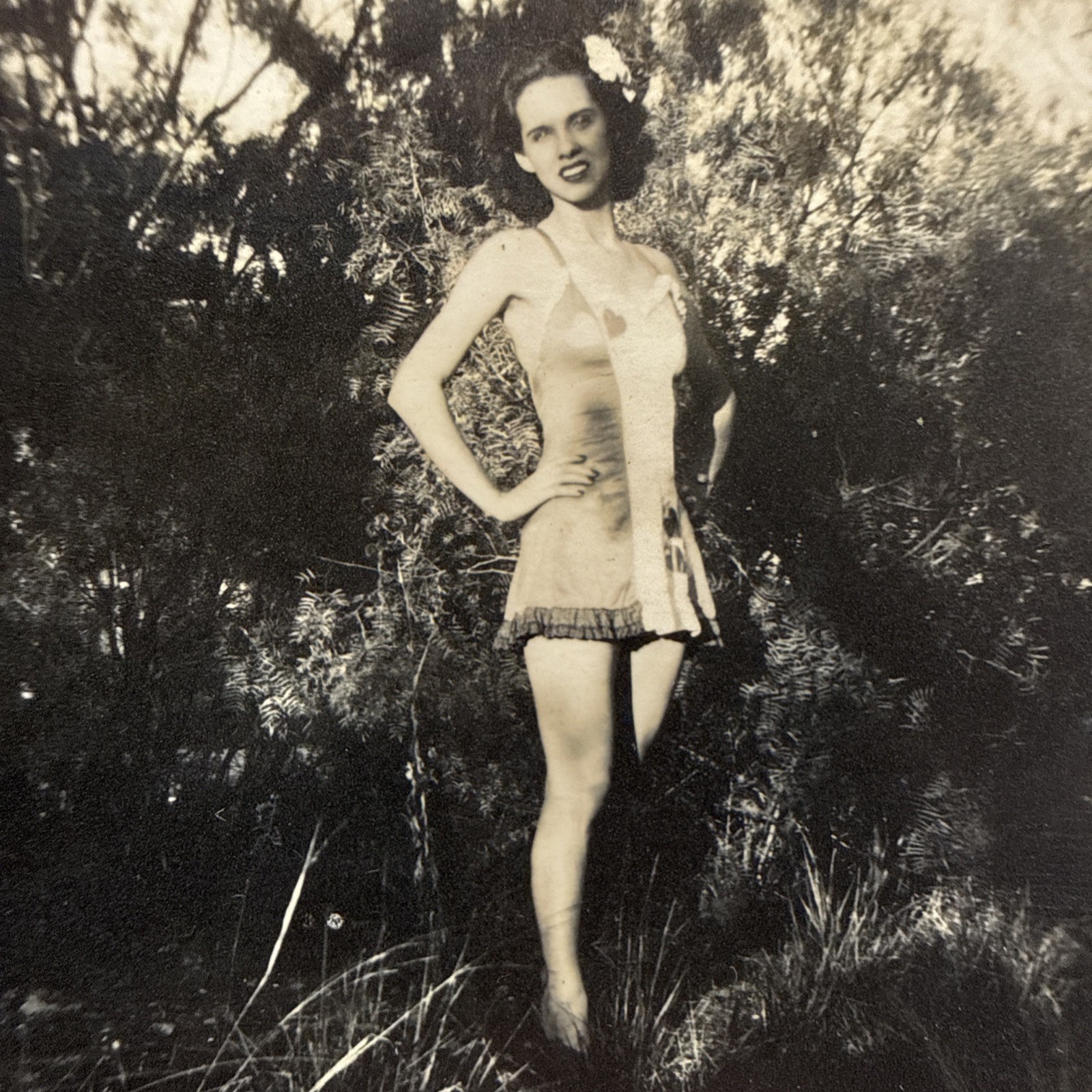 WWII Era 1945 Photo Of Beautiful Young Woman In Bathing Suit