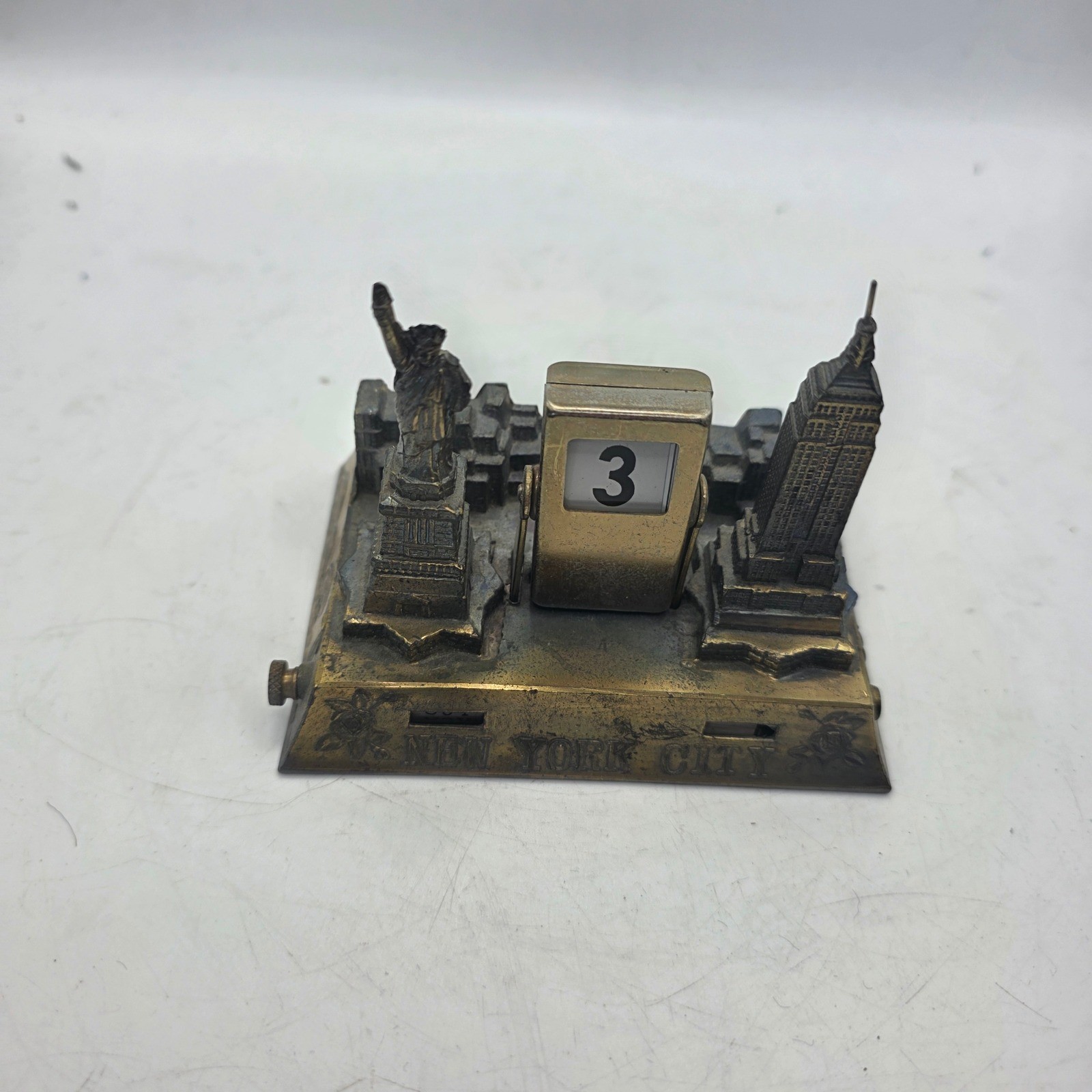 Vintage New York City Perpetual Desk Calendar Statue Liberty Empire State Brass
