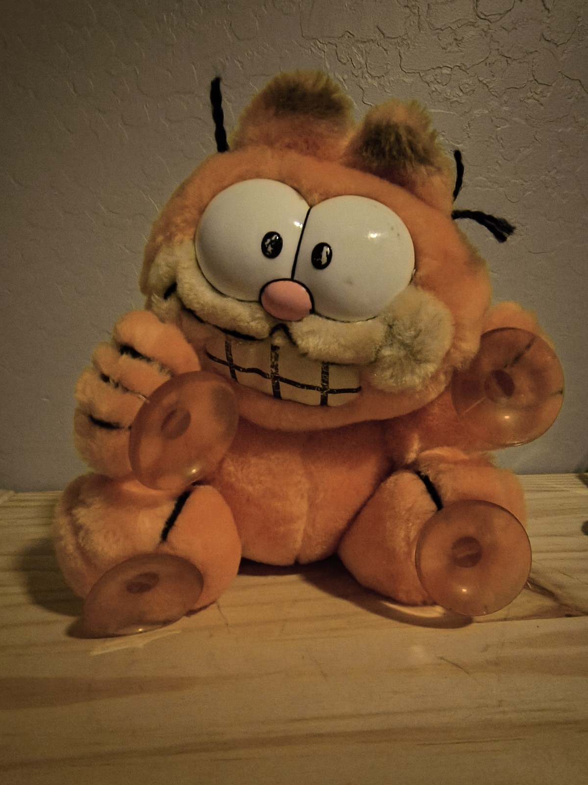 Garfield Stuck on You Car Window Cling Cartoon Plush 