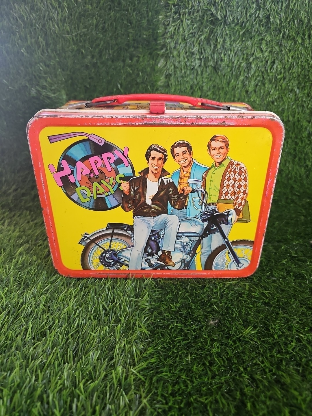 VINTAGE LUNCH BOX TIN 1976 HAPPY DAYS LUNCH BOX - NO Thermos (The Fonz)