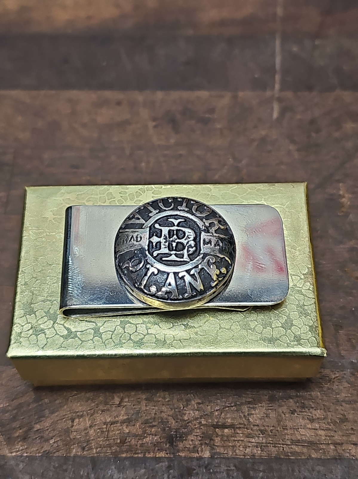 A197- Vintage Paul Hamler Money Clip w/ Leonard Bailey Victor Medallion