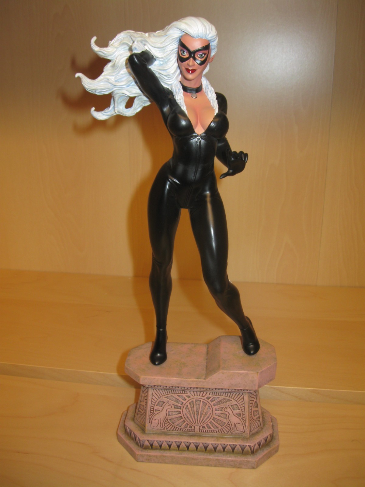 Black Cat Diamond Select Premium Format Statue Model  DC Comics Sexy 687/5000