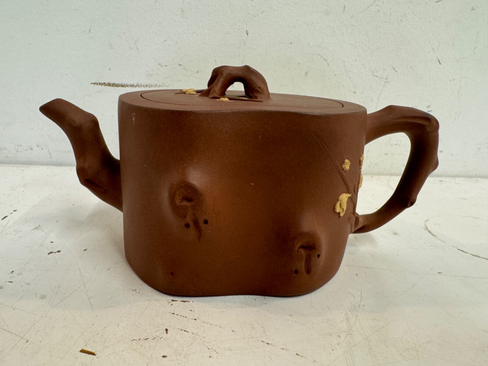 Vintage Yi-Xing Unglazed Stoneware Teapot with Tree Trunk Decorations Vintage Yi-Xing Unglazed Stoneware Teapot with Tree Trunk Decorations