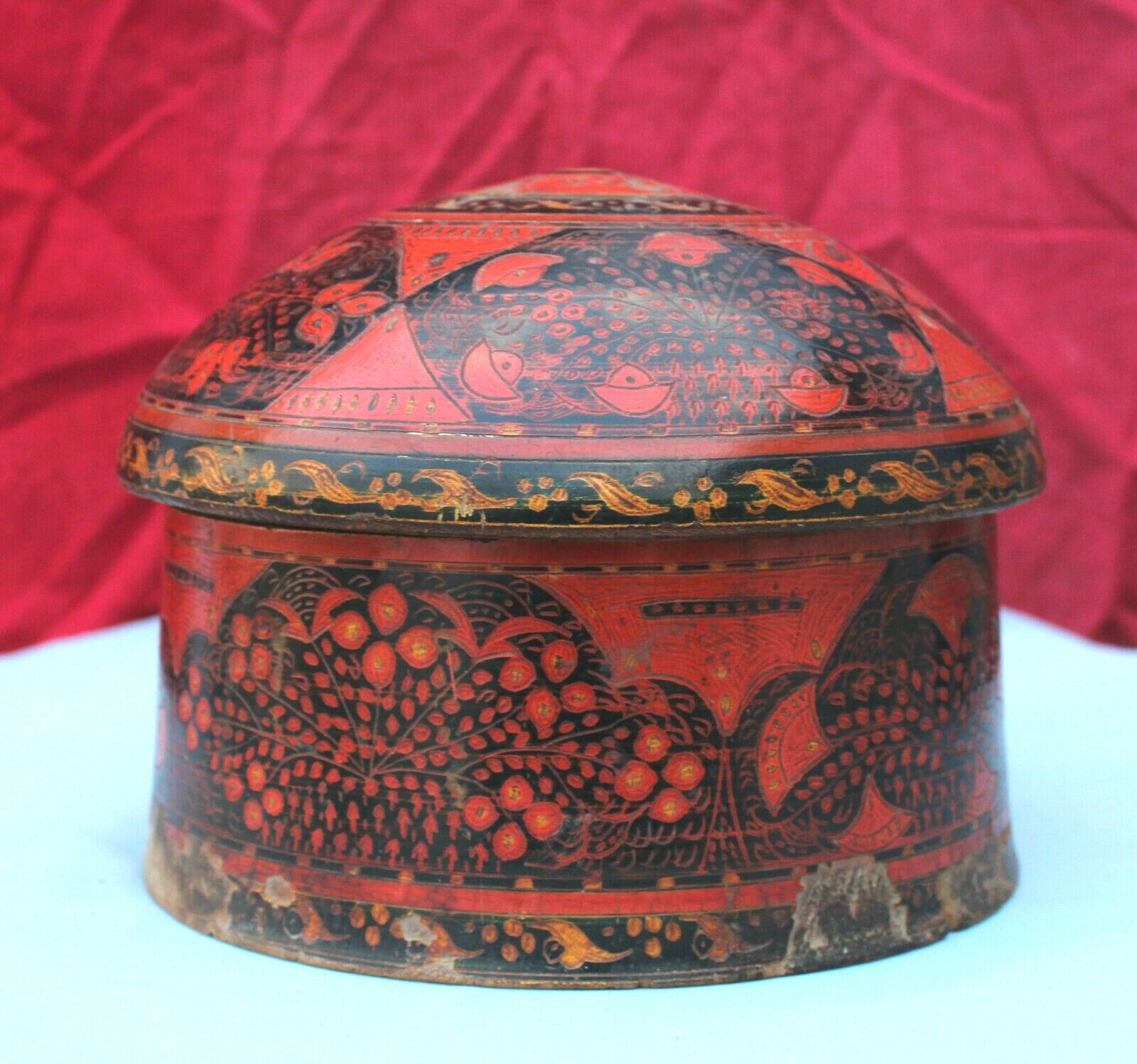 19c Vintage Handmade Lacquer Painted Indo Persian Sindh Wooden Turban Box Rare