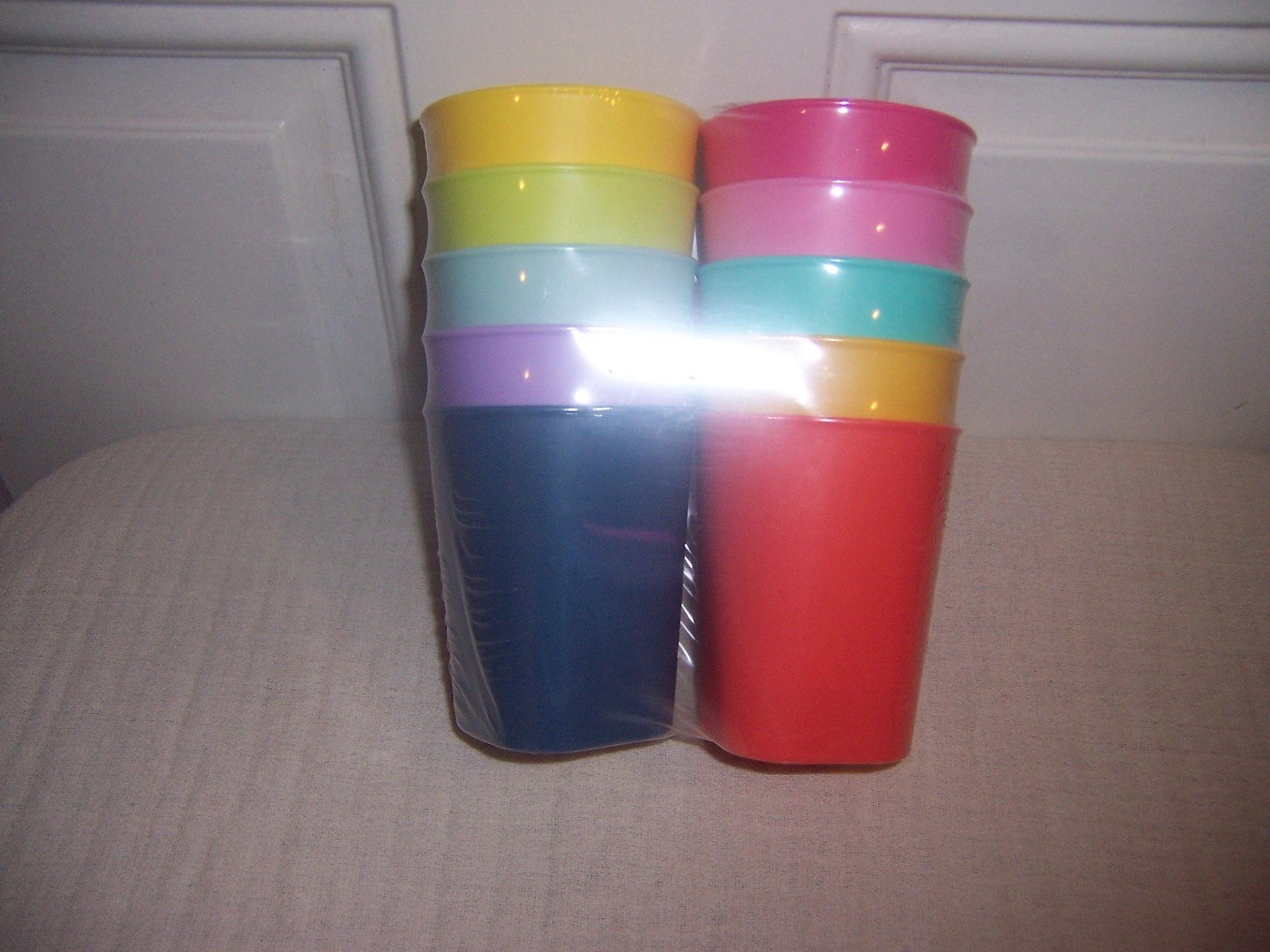 Target up and up Pinks Stackable  Vibrant Retro cups