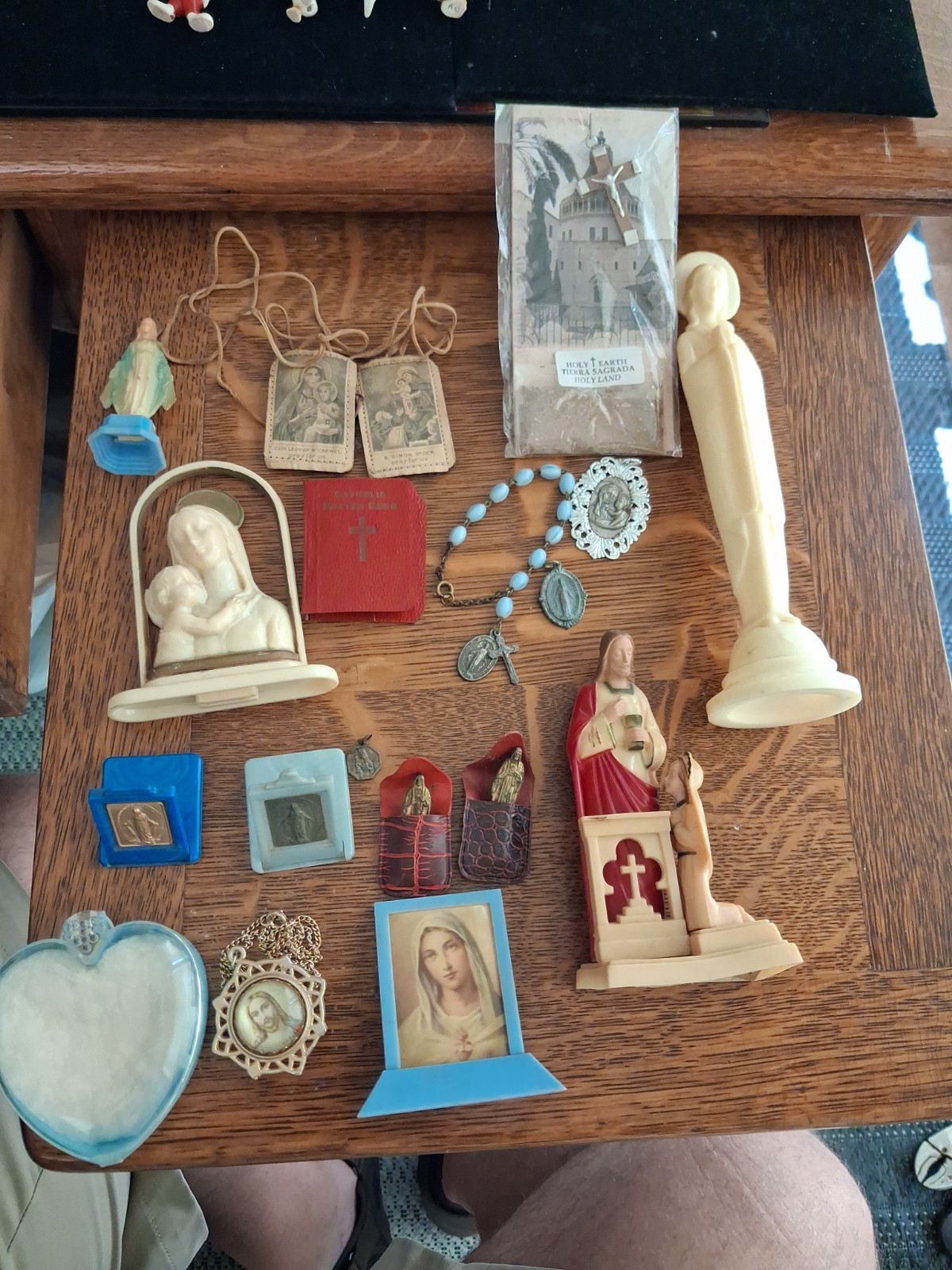 Antique Religious Lot 18 Pieces Pendant Cross Statues Virgin Mary Vase Celluloid