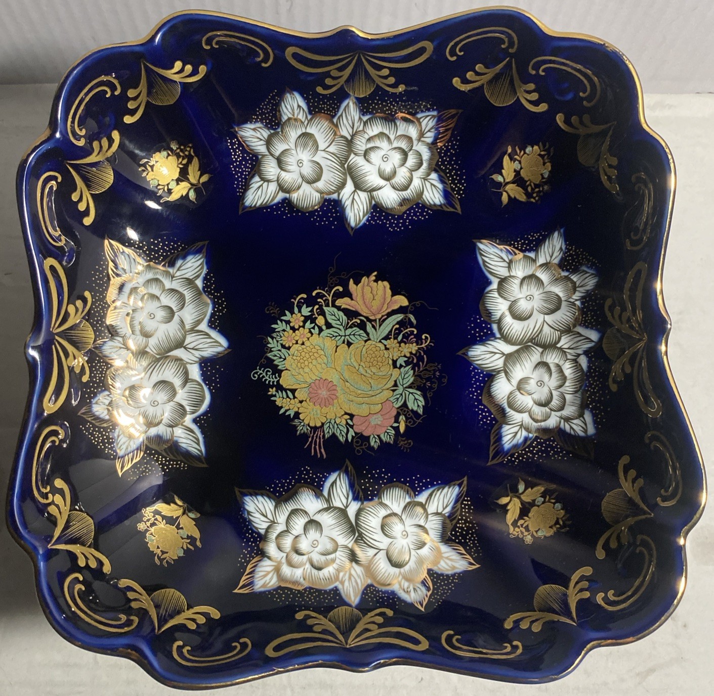 Porcelain Cobalt Blue Gold Footed Compote Dish “Lin Ye Creation Best China” Porcelain Cobalt Blue Gold Footed Compote Dish “Lin Ye Creation Best China”