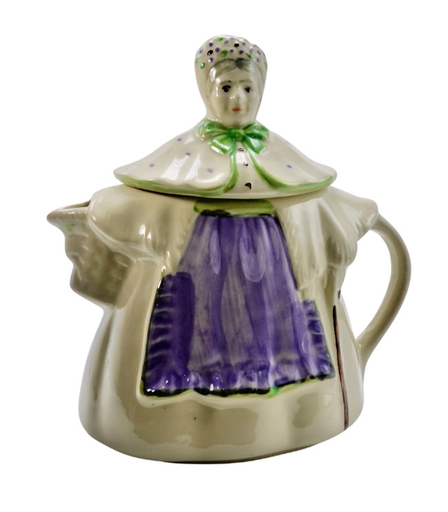 Vintage Shawnee Granny Ann Figural Teapot Purple Apron Made in USA