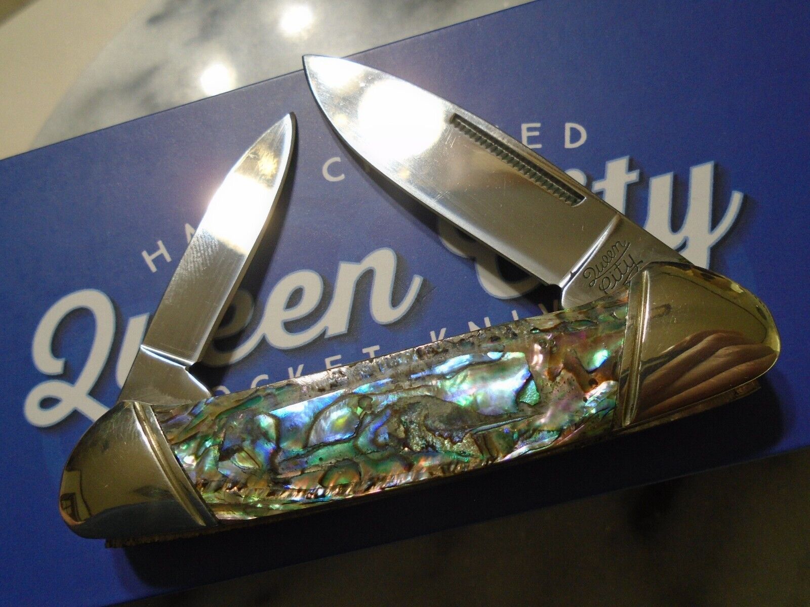 Queen City Genuine Genuine Abalone Canoe 2 Blade Pocket Knife QC001 3.60