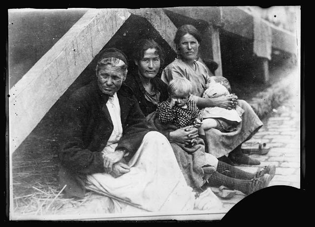 Photo:Salonica Greece 1922 Women Refugees Sitting on Quay