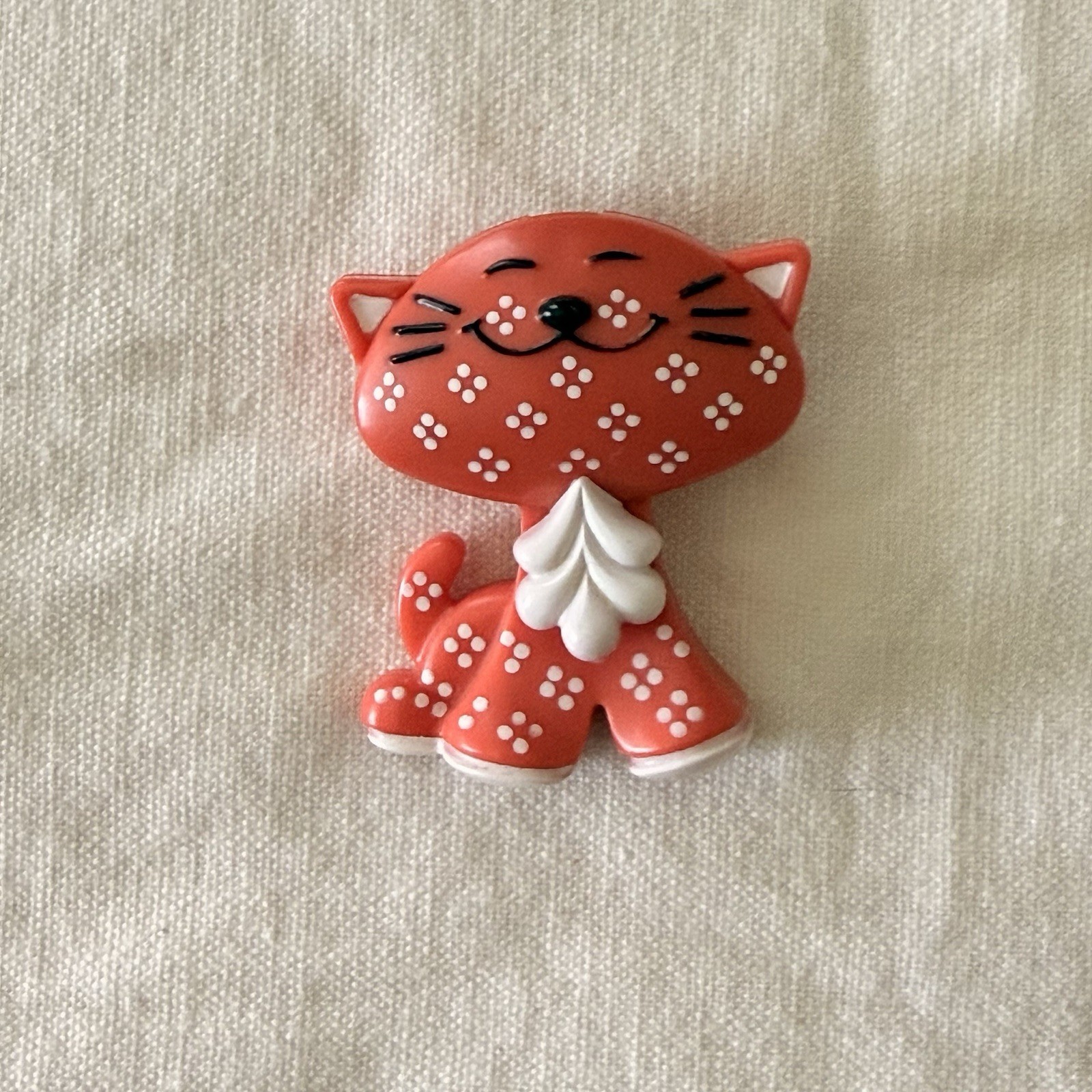 Adorable Vintage 1973 Avon Brooch Pin Pal Perfume Glace RED CALICO CAT Kitty Adorable Vintage 1973 Avon Brooch Pin Pal Perfume Glace RED CALICO CAT Kitty