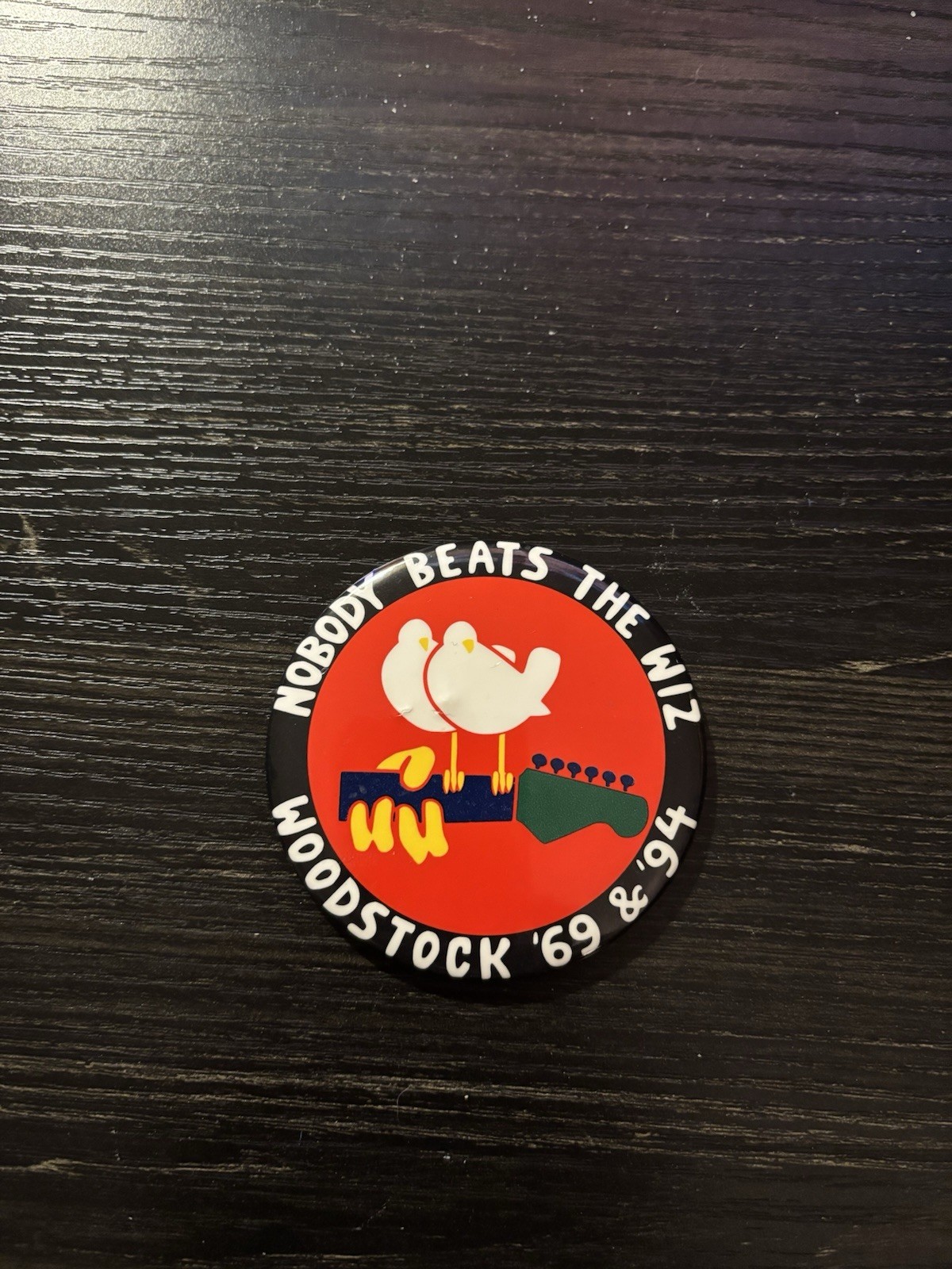 Nobody Beats the Wiz 25th Anniversary Pin On Button Woodstock 1969/1994 Vintage