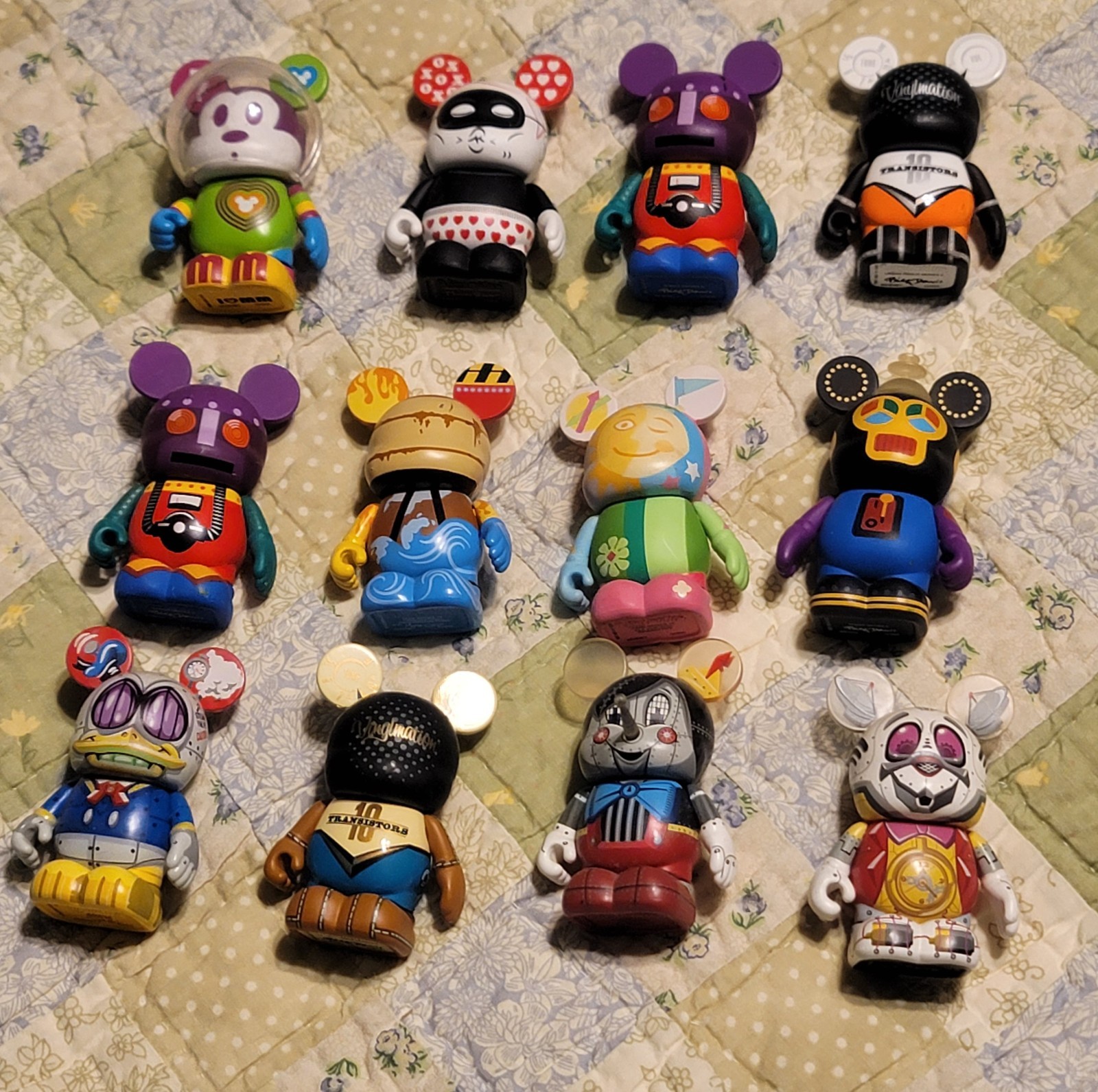 Vinylmation Disney 3” Figures Lot of 12 Vinylmation Disney 3” Figures Lot of 12