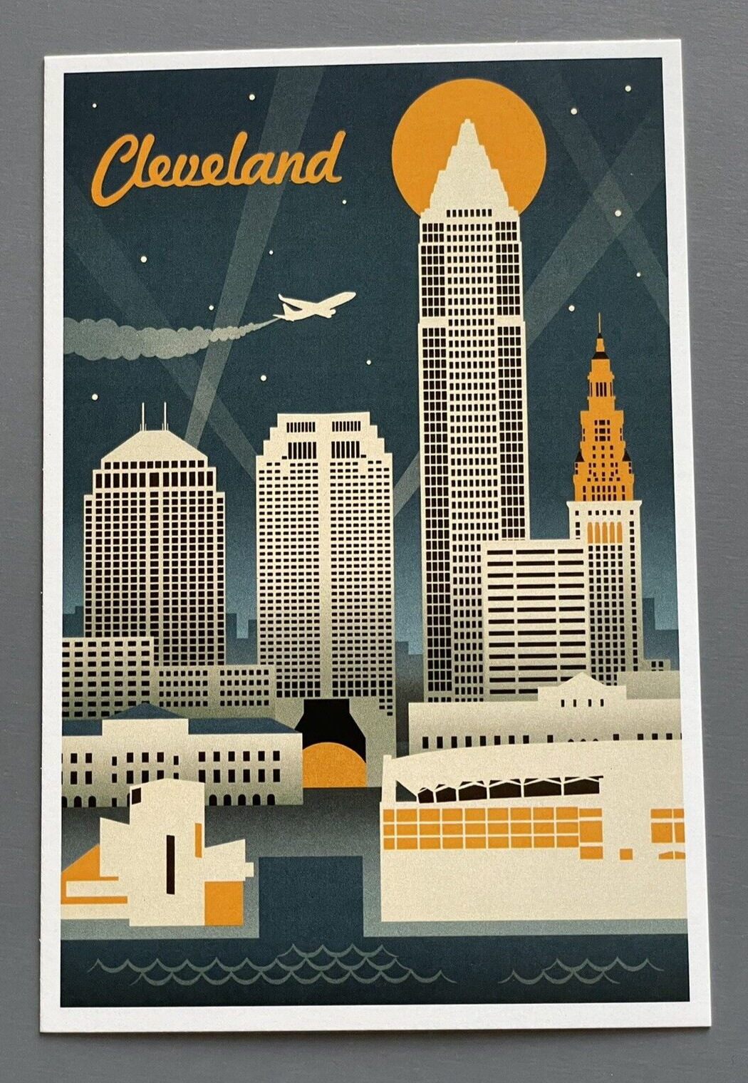 Cleveland, Ohio - Retro Skyline - Lantern Press Postcard