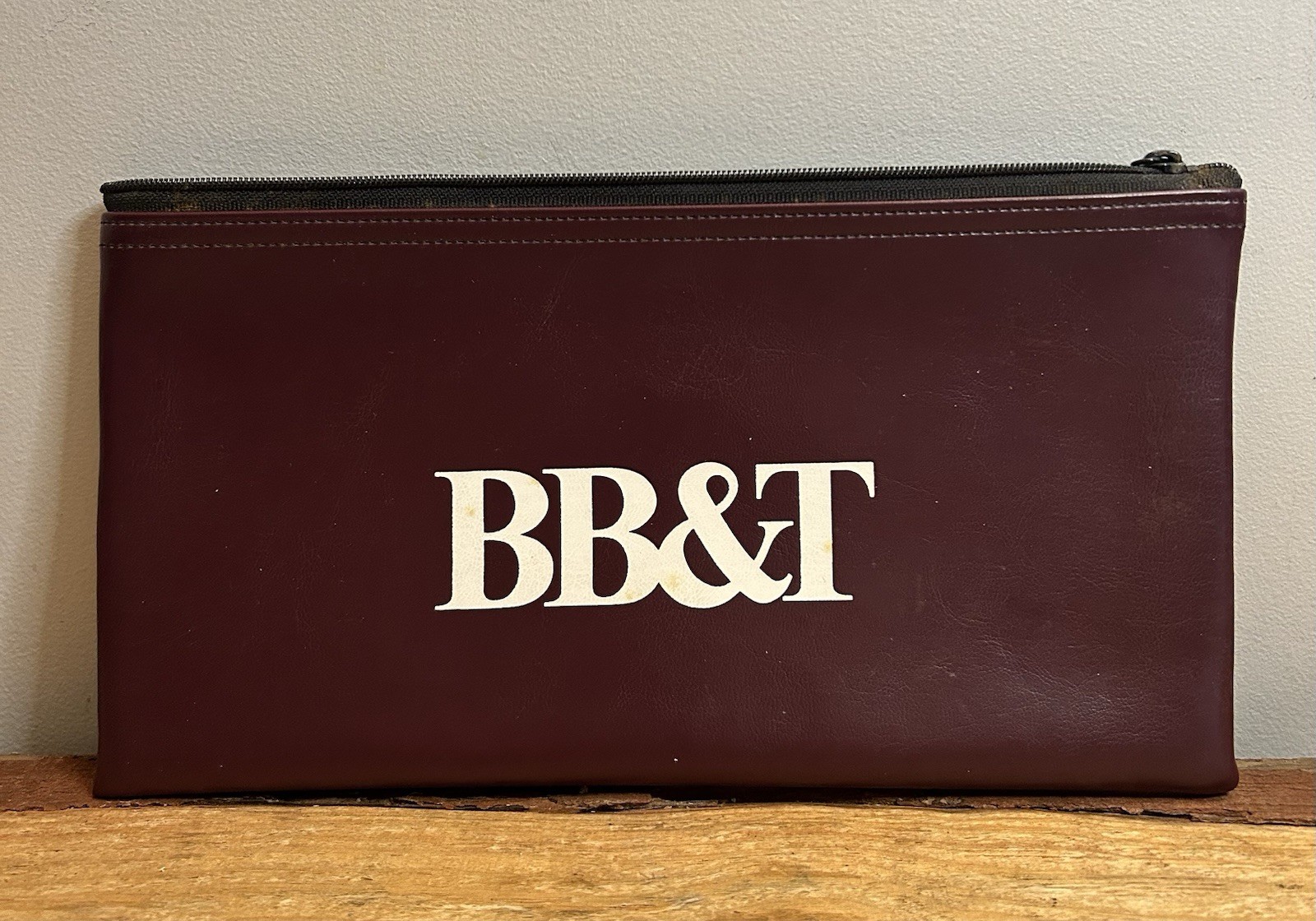 Vintage ,BB&T ,Zipper ,Bank Bag, Milledgeville, Ga Vintage ,BB&T ,Zipper ,Bank Bag, Milledgeville, Ga