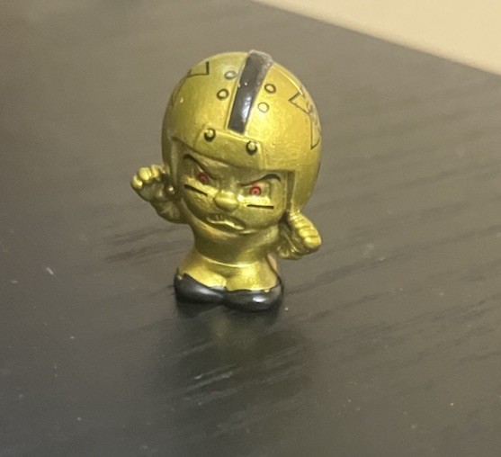 Metalic Gold Ultra Rare TeenyMates NFL Linebacker Series X