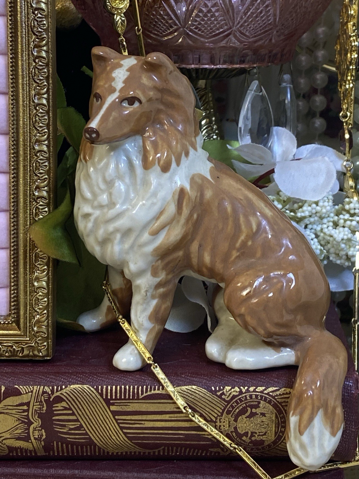 Vintage Collie Sheltie Dog Figurine Ceramic Porcelain Brown White 4 Inch