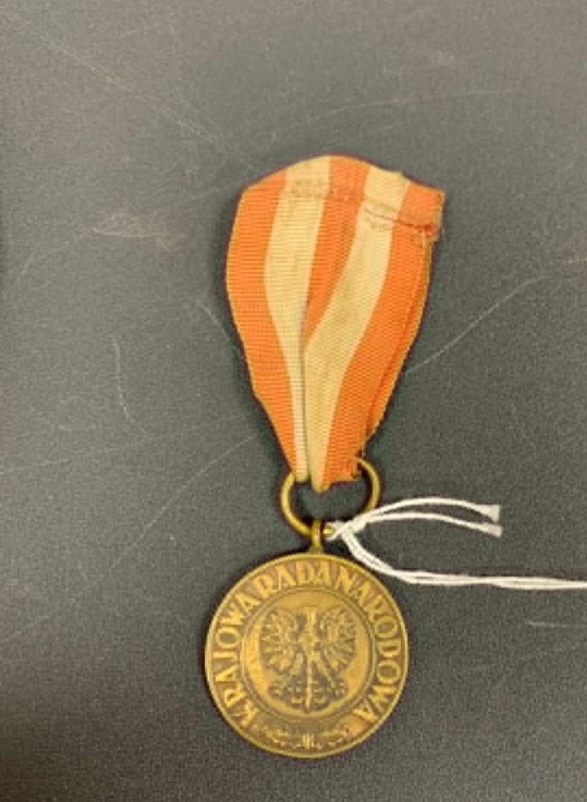 Original WW2 Polish Victory Medal 1945
