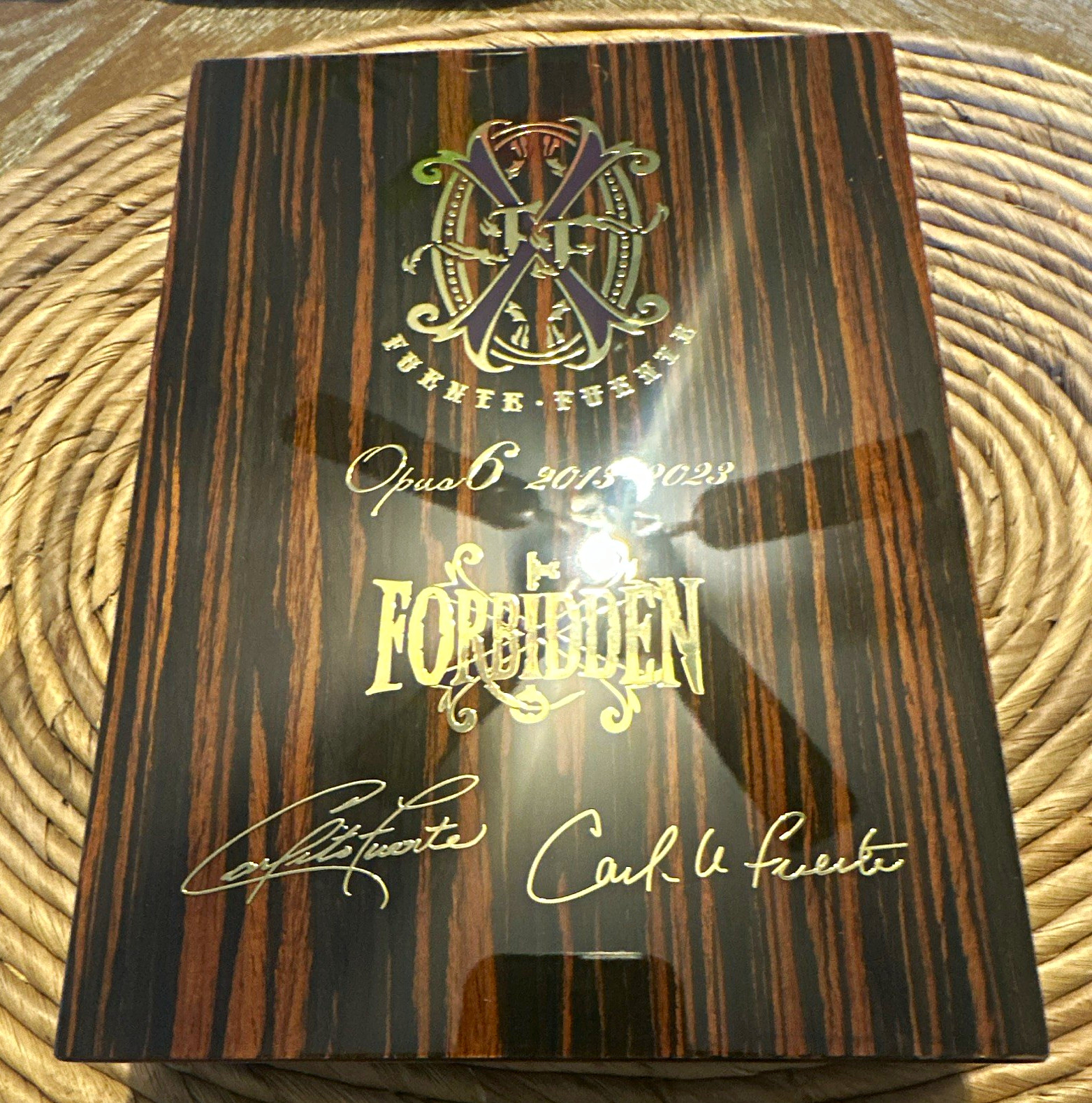 Prometheus Opus 6 Forbidden desktop Limited Edition Signed Collectible Humidor