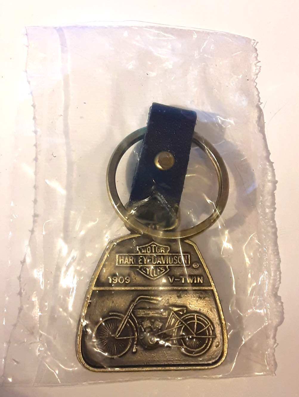 * OLD STORE STOCK * Vintage Harley Davidson 1909 V-Twin Keychain