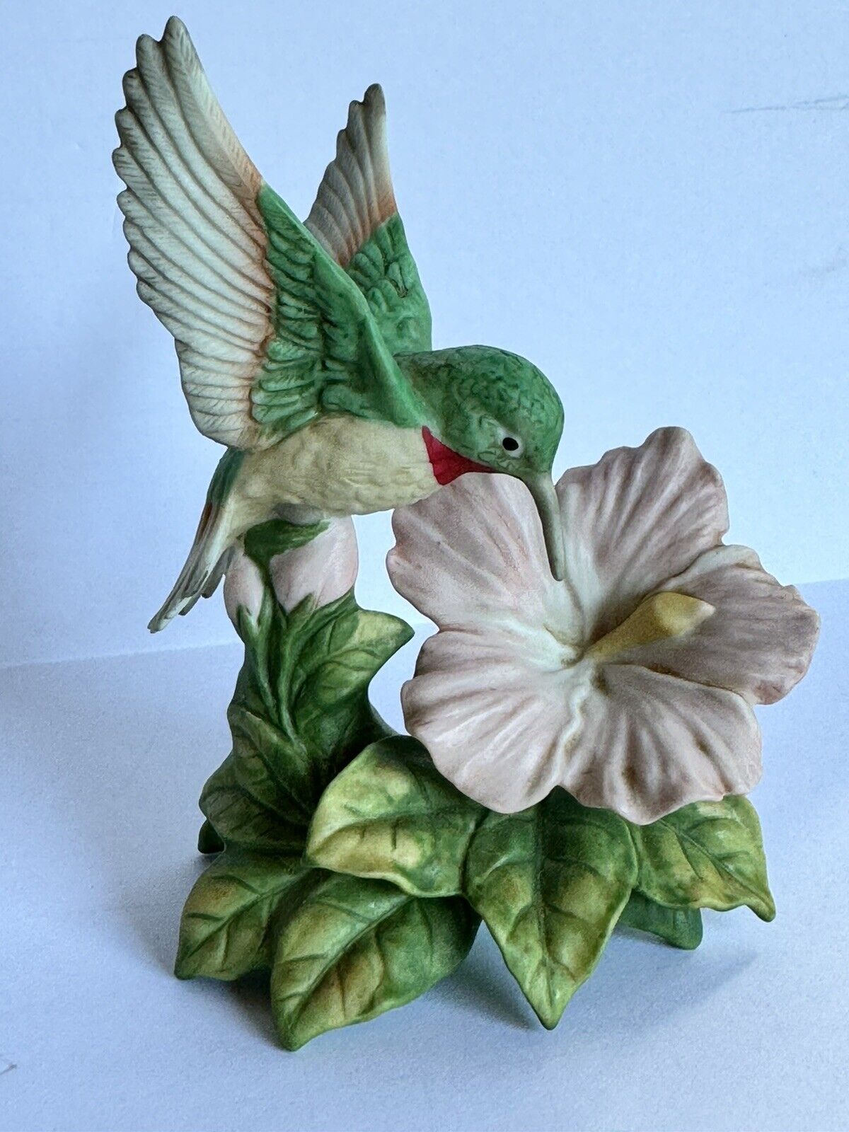 Vintage HOMCO #1429 Porcelain Humming Bird/Hibiscus Flower EUC