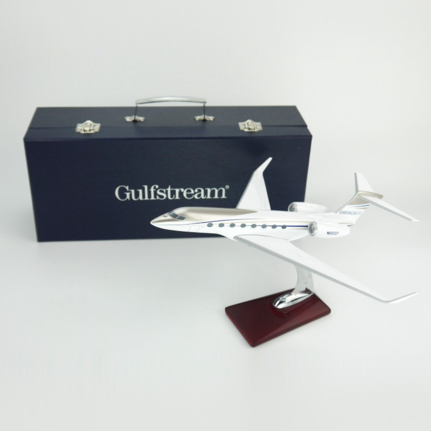 1:100 Scale Gulfstream G650ER Private Jet Model Business Jet 32cm/13inches-