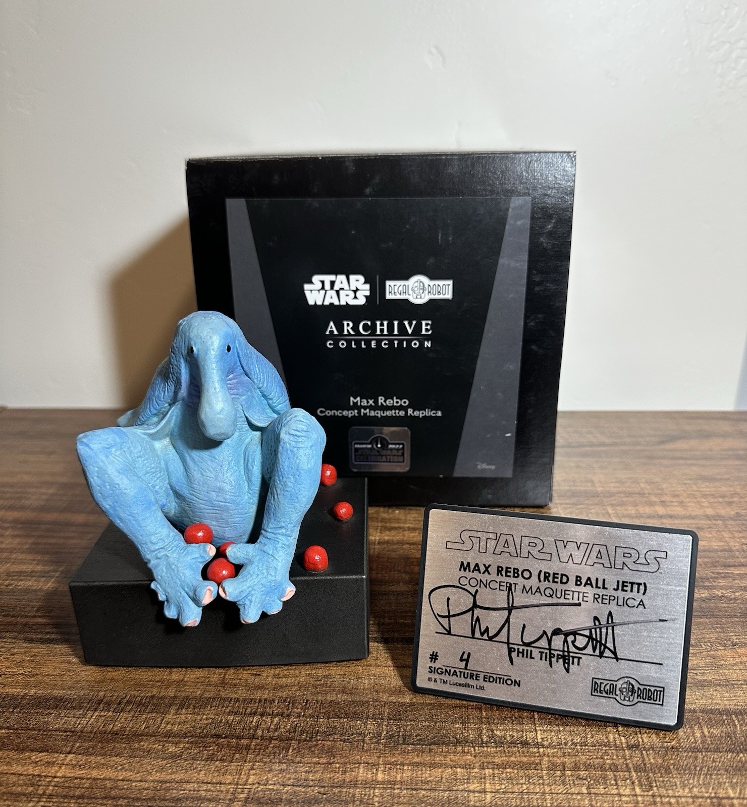 Max Rebo Regal Robot Maquette Replica Signature Edition Star Wars Celebration Max Rebo Regal Robot Maquette Replica Signature Edition Star Wars Celebration
