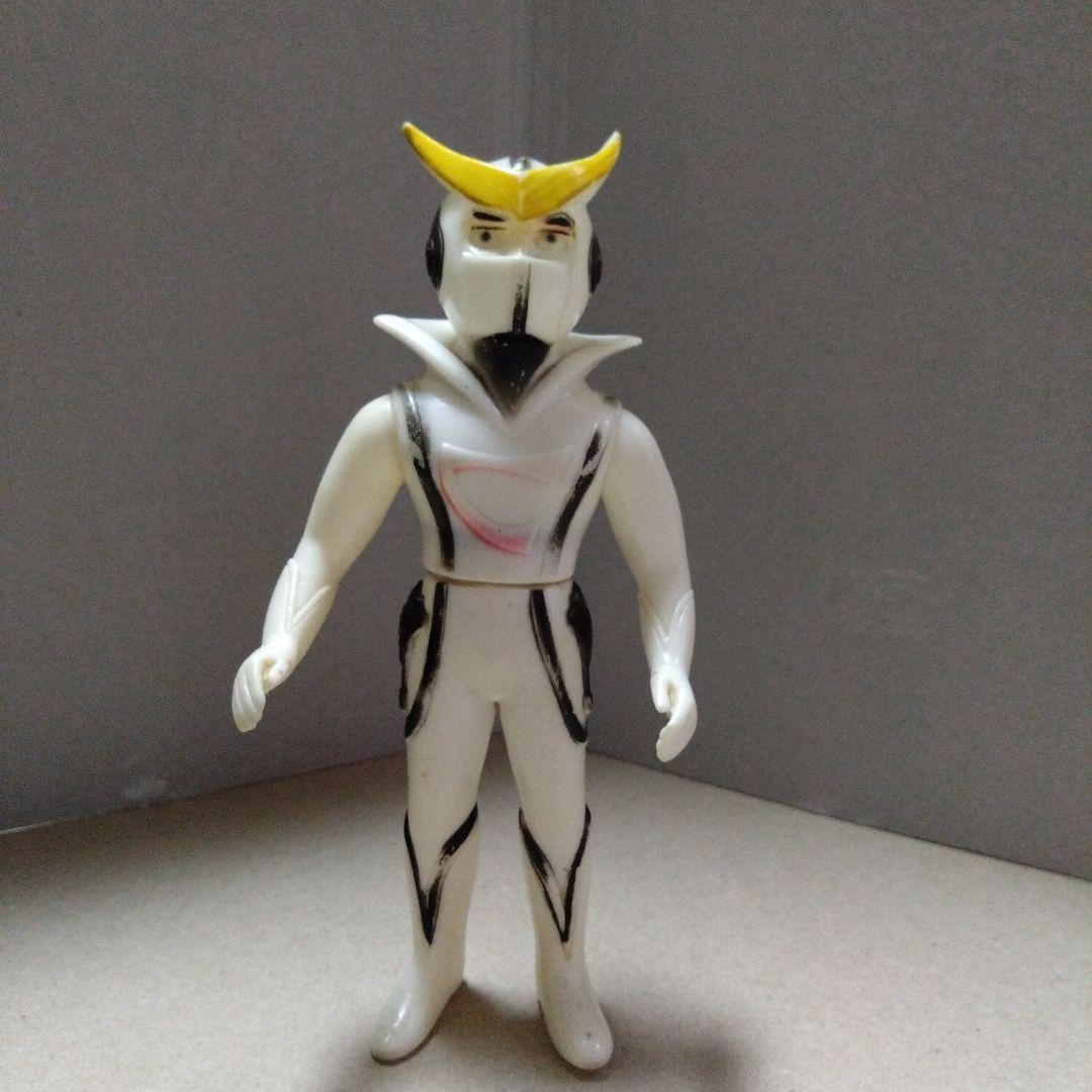 Takatoku Neo-Human Casshern Mini Sofubi Tatsunoko Pro Collectible 15+
