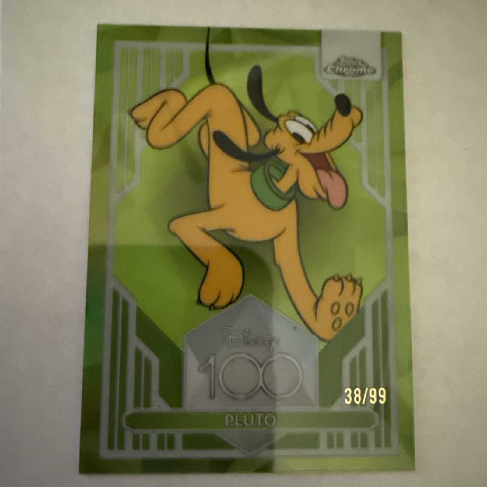2023 Topps Chrome Disney 100 Pluto *Mickey & Friends* Green /99