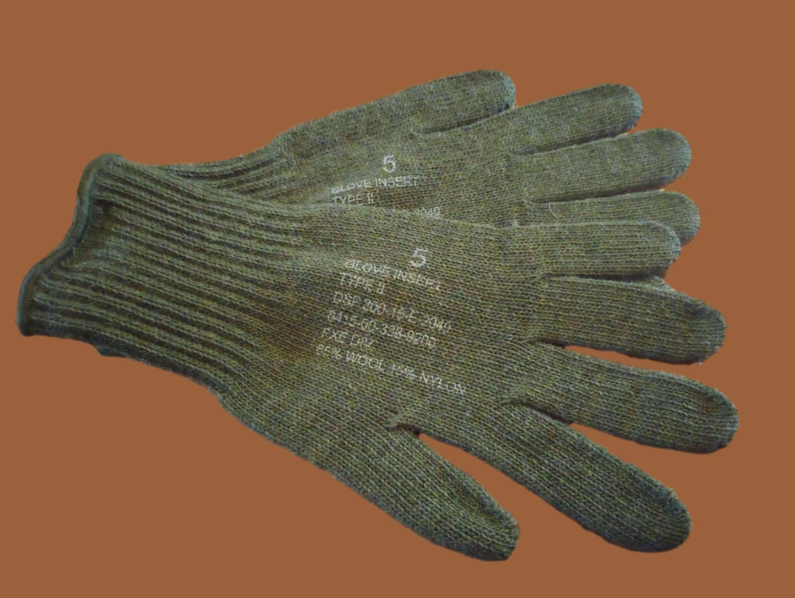 U.S MILITARY STYLE D3A COLD WEATHER GLOVE LINERS 85% WOOL 15% NYLON SIZE LARGE U.S MILITARY STYLE D3A COLD WEATHER GLOVE LINERS 85% WOOL 15% NYLON SIZE LARGE