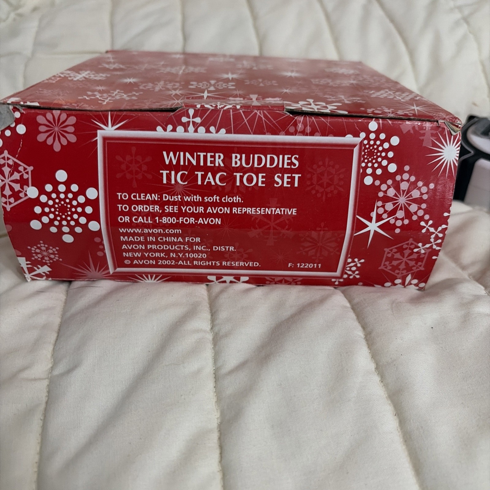 Avon Winter Buddies Tic Tac Toe 2002 Snowmen Vs. Penguins- Orig. Box - BRAND NEW