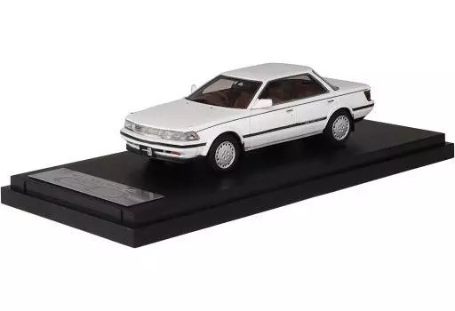 1/43 MARK43 Toyota Carina ED G-Limited 1987 Super White II PM43110W Resin